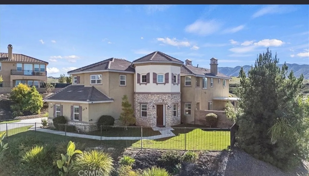 THOUGHTFULLY CRAFTED PROPERTY